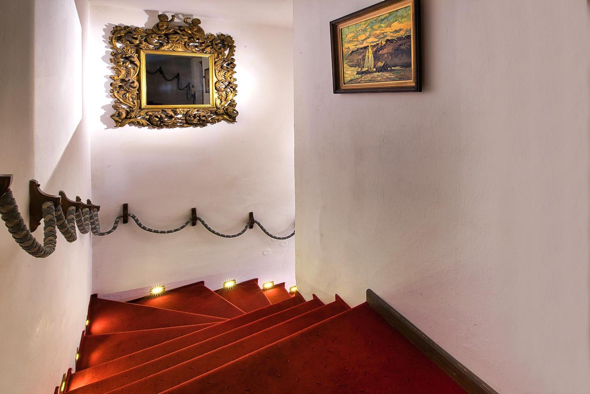 Panoramic Castle Suite With Free Private Parking Bratislava Exteriör bild