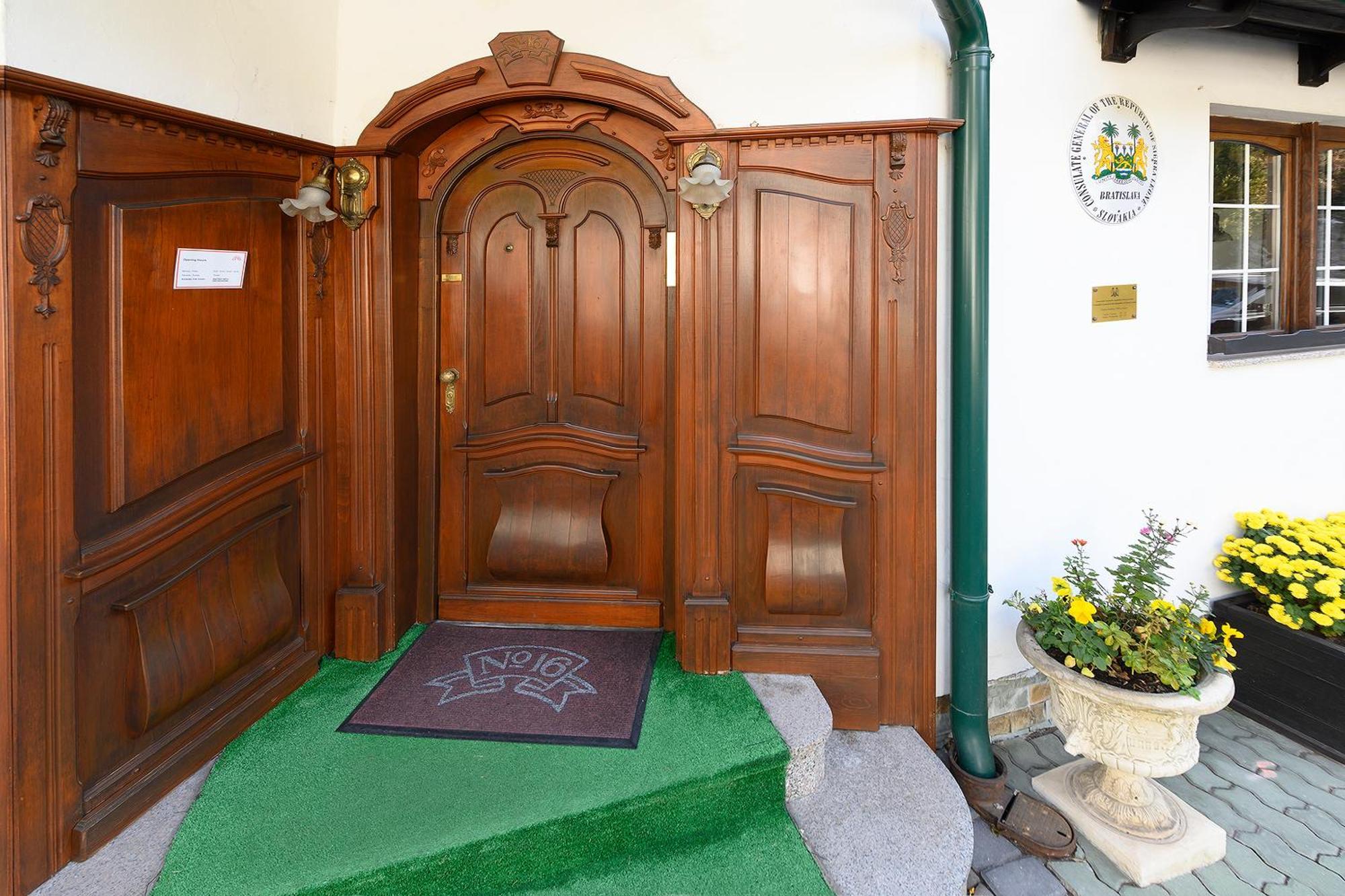 Panoramic Castle Suite With Free Private Parking Bratislava Exteriör bild