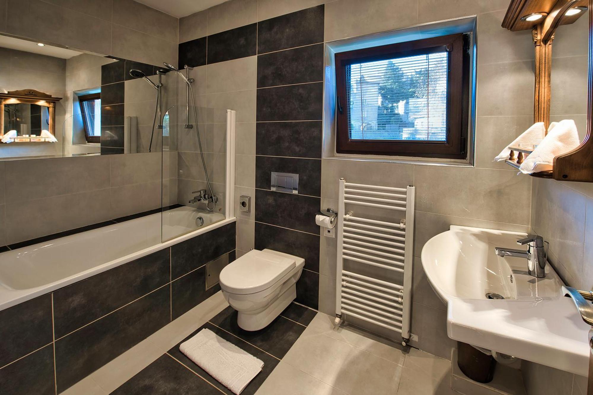 Panoramic Castle Suite With Free Private Parking Bratislava Exteriör bild
